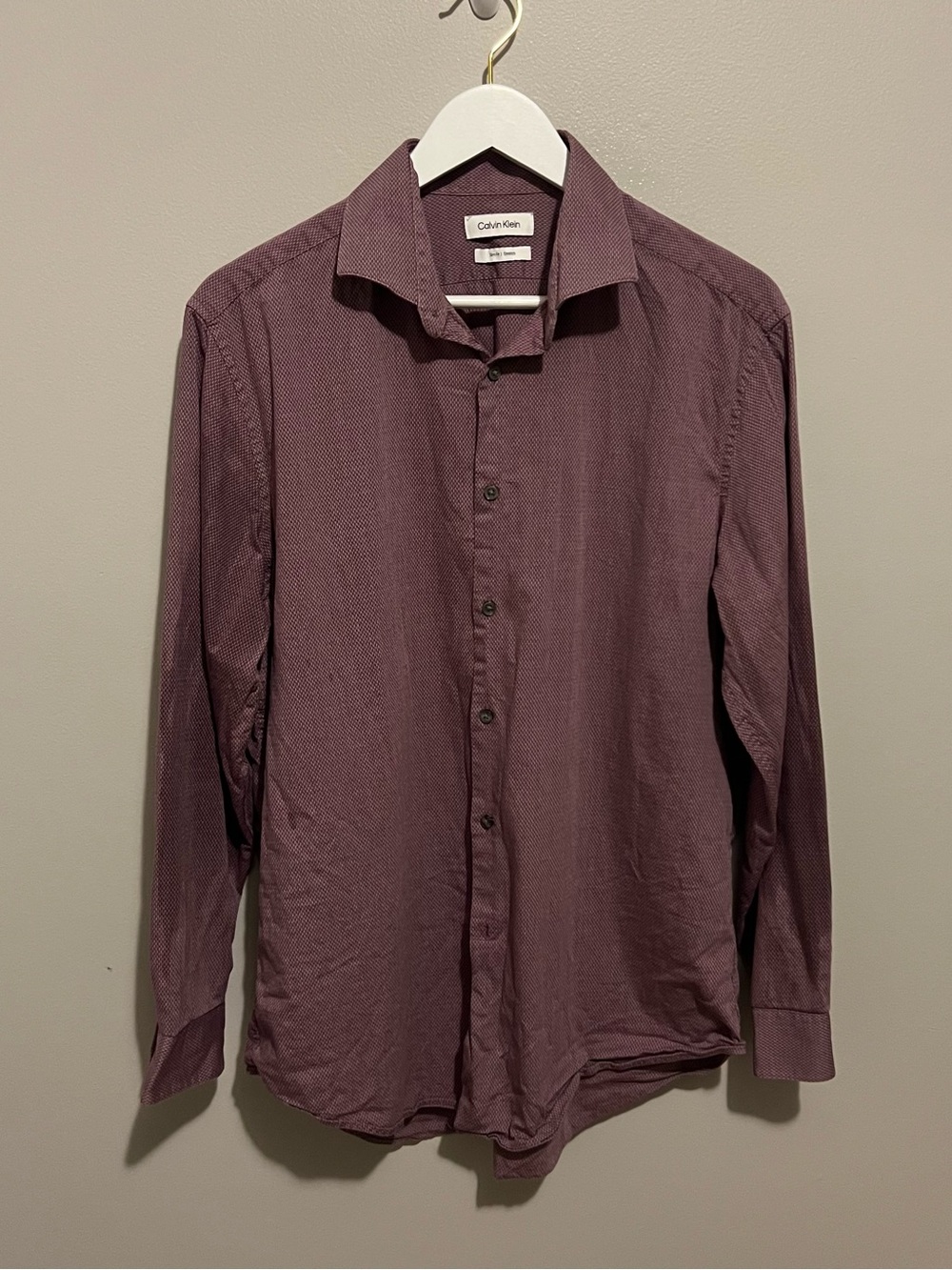 Calvin Klein Men's Plum Button-Front Dress Shirt